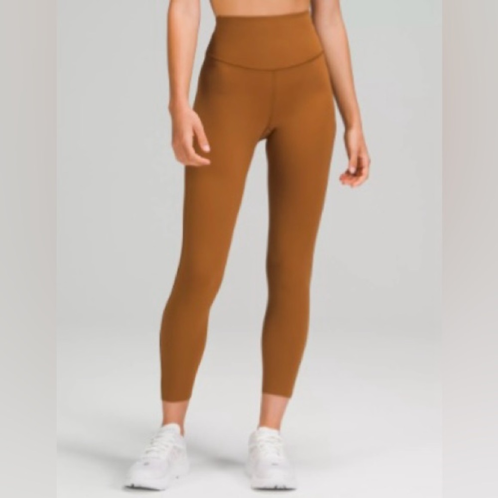 Lululemon Base Pace High-Rise Tight 25" Size 6